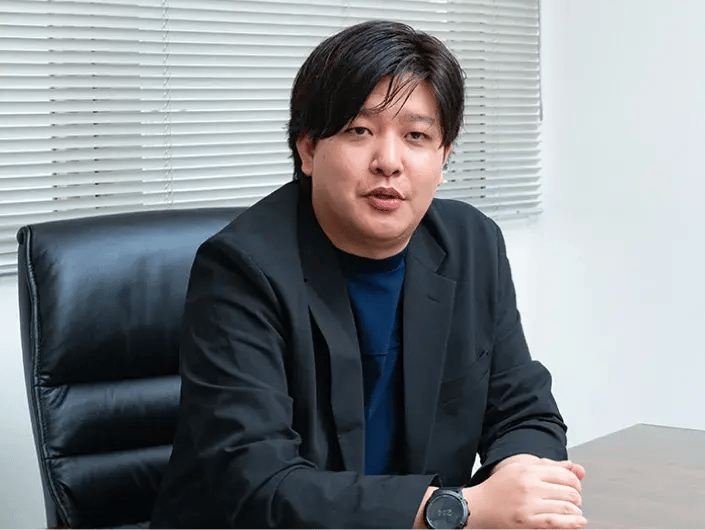 土島浩幸氏